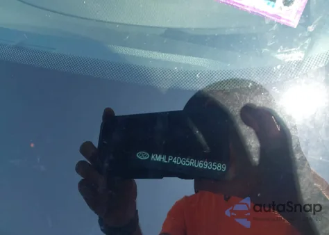 2024 Hyundai Elantra Limited из США, поврежденный, VIN KMHLP4DG5RU693589